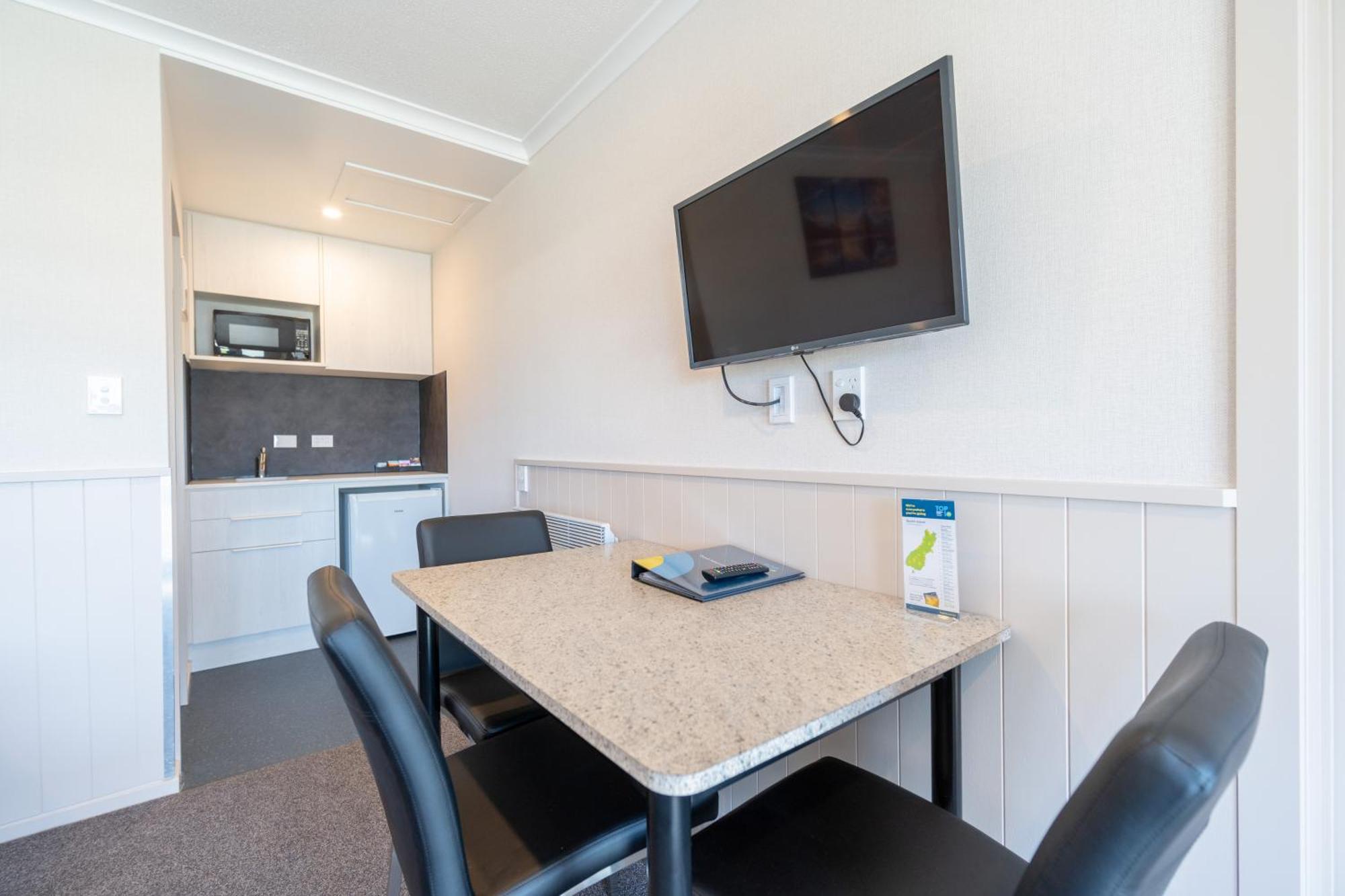 Te Anau Top 10 Holiday Park And Motels Exterior foto